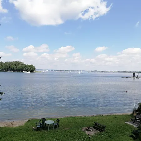 Nad Jeziorem ,,odpocznij