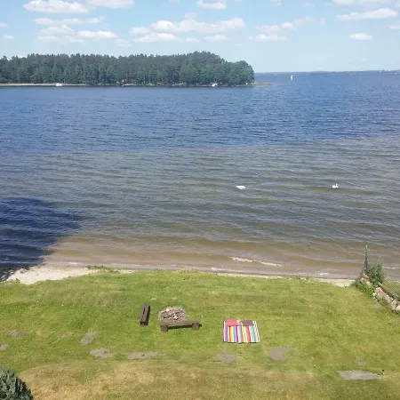 Nad Jeziorem ,,odpocznij