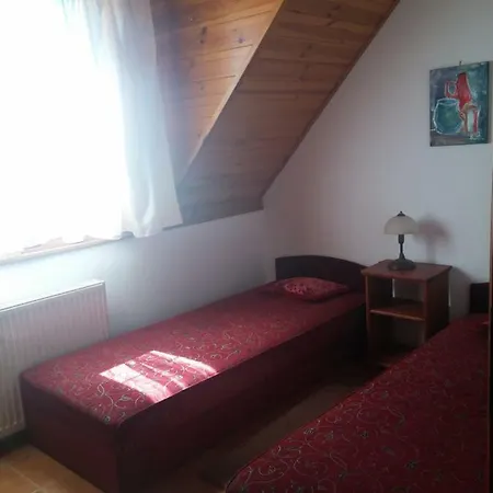 Nad Jeziorem ,,odpocznij