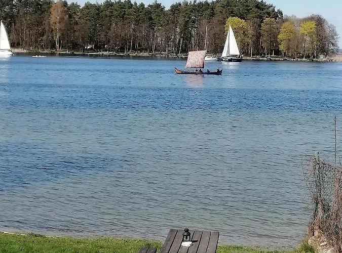 Nad Jeziorem ,,odpocznij