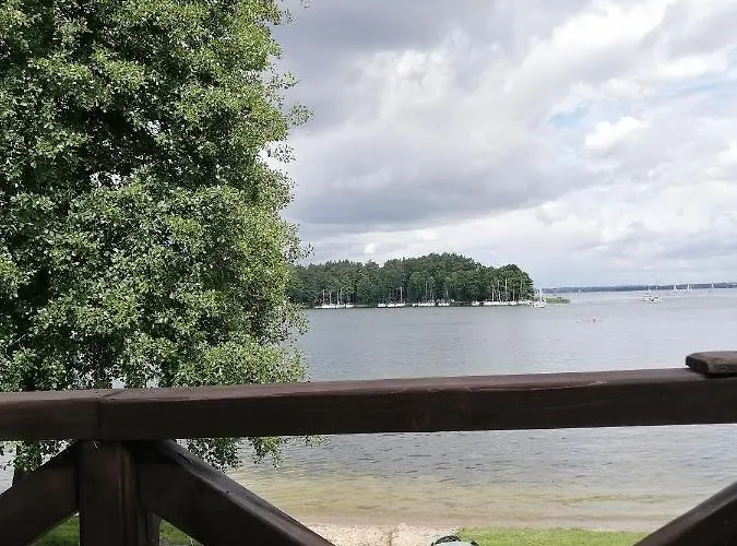 Nad Jeziorem ,,odpocznij