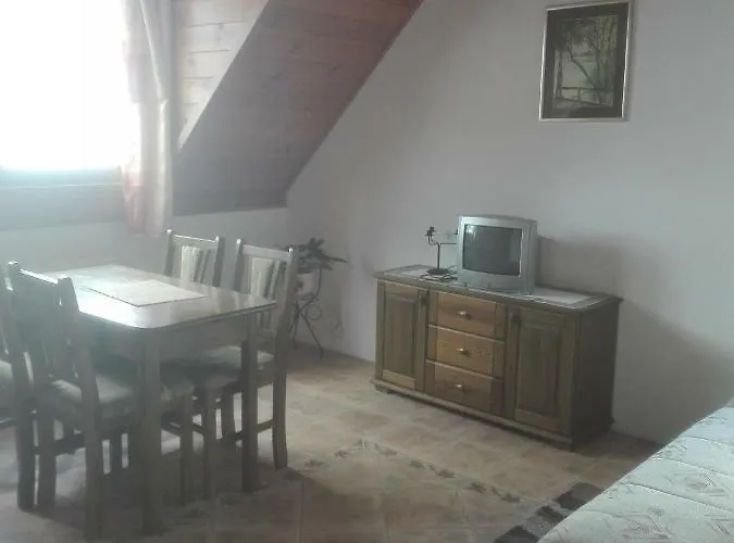 Nad Jeziorem ,,odpocznij